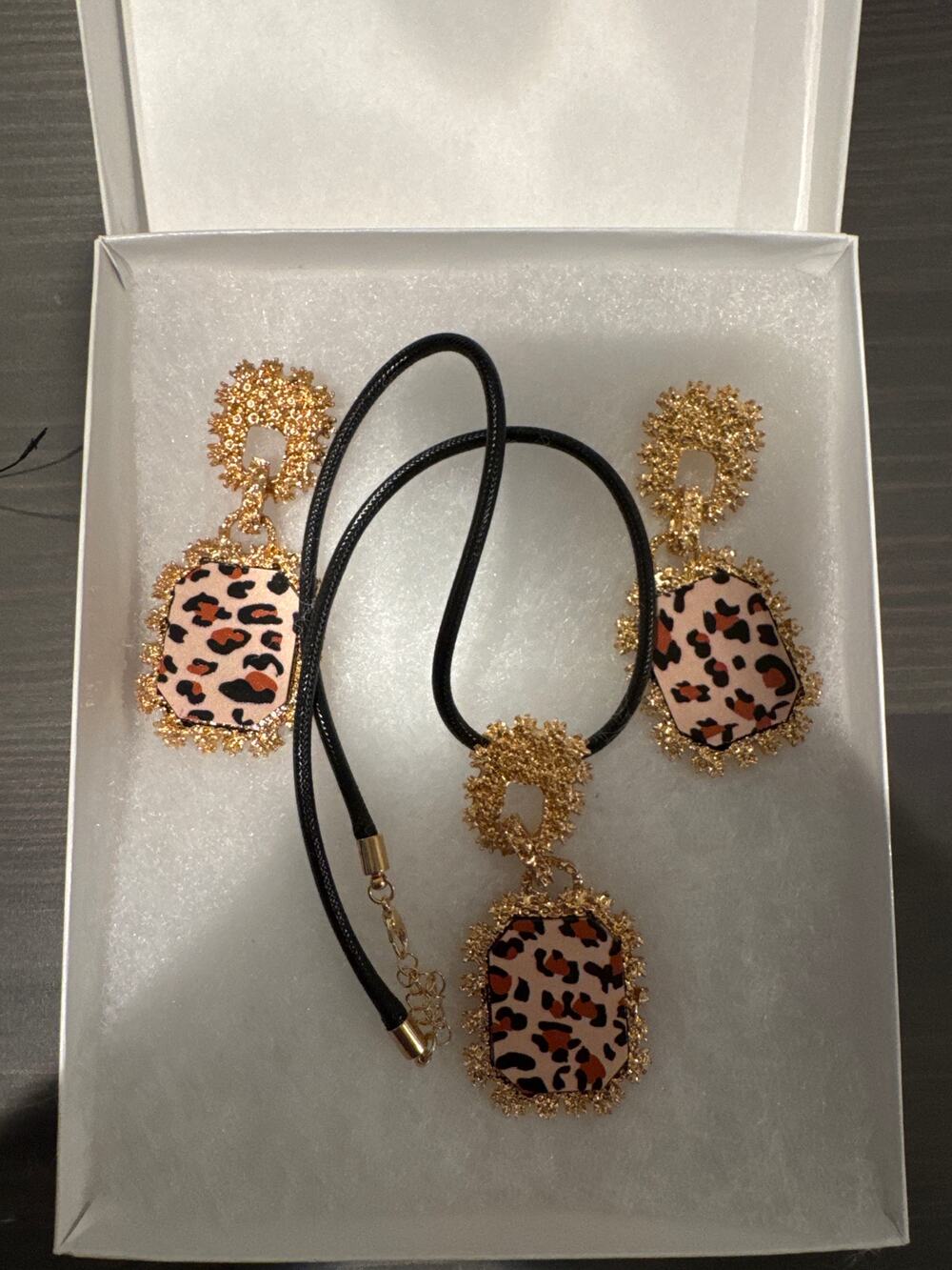 three-piece leopard print necklace and earrings set